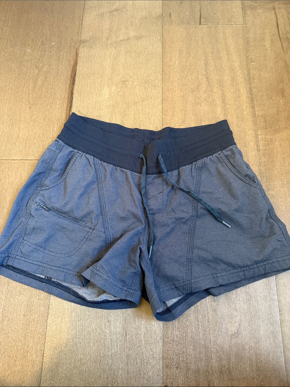 North Face Drawstring Athletic Shorts - Dark Blue